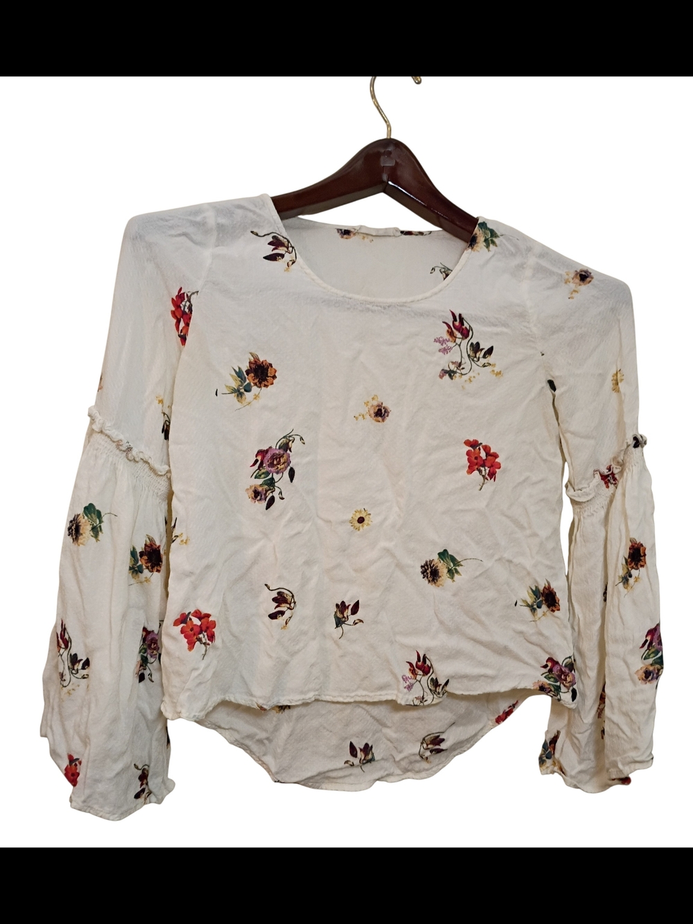 Floral Ruffled Long-Sleeve Blouse - Cream